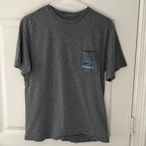 Vineyard Vines t-shirt